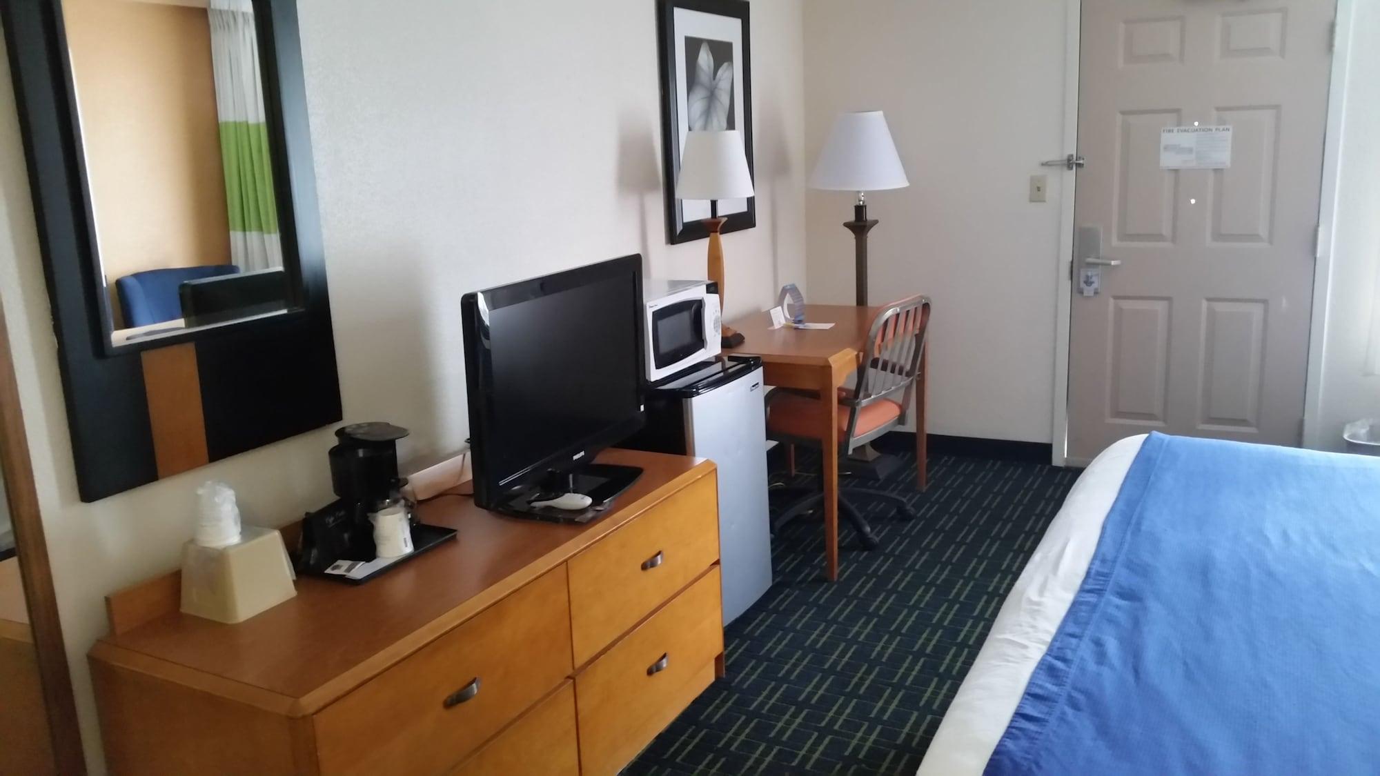 Days Inn By Wyndham Chattanooga/Hamilton Place Eksteriør billede