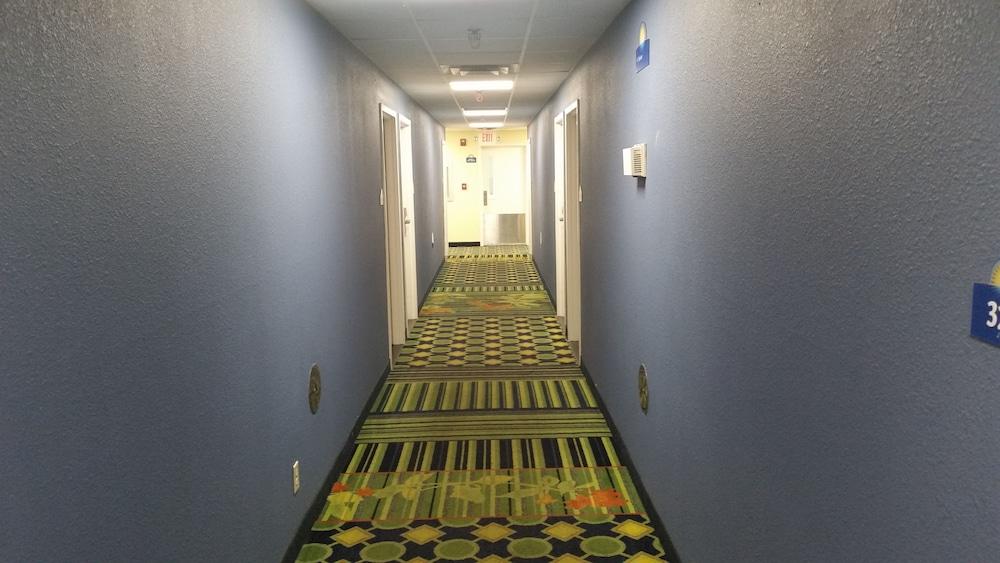 Days Inn By Wyndham Chattanooga/Hamilton Place Eksteriør billede