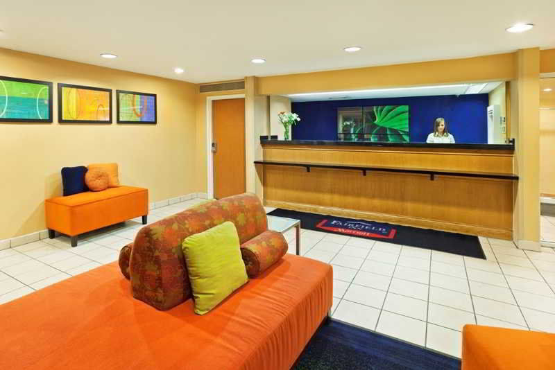 Days Inn By Wyndham Chattanooga/Hamilton Place Eksteriør billede