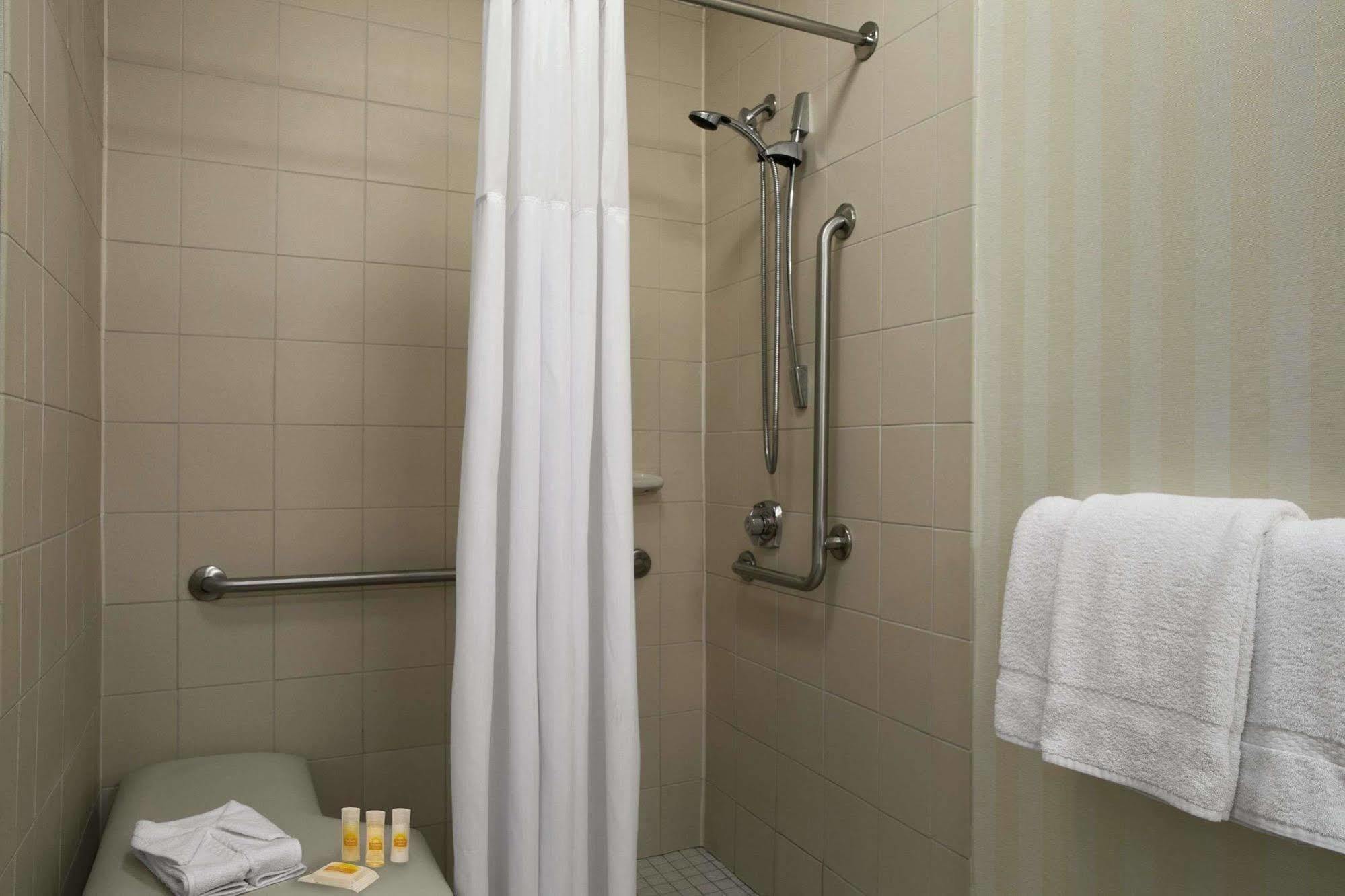 Days Inn By Wyndham Chattanooga/Hamilton Place Eksteriør billede